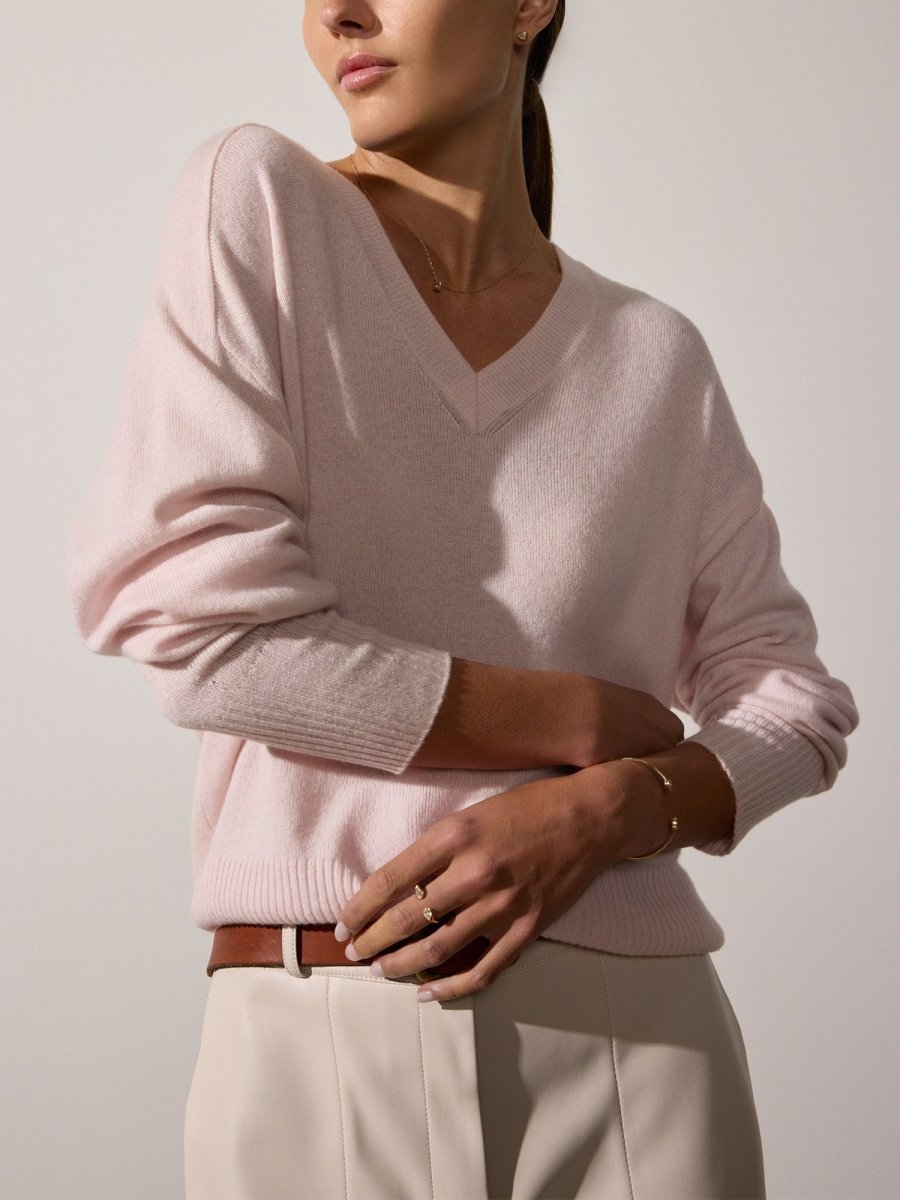 The Leia Vee Cashmere Sweater Brochuwalkers